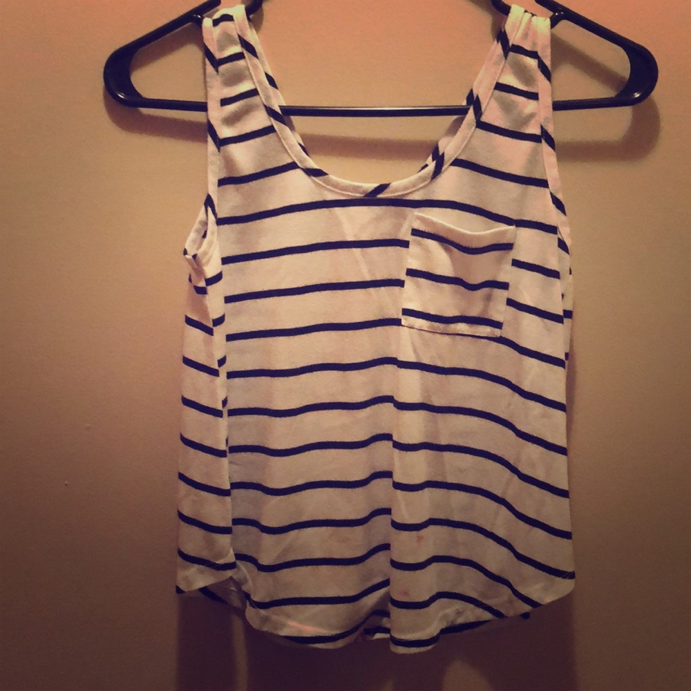 White and black striped crop top